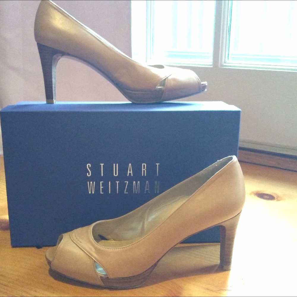 Stuart Weitzman Pumps